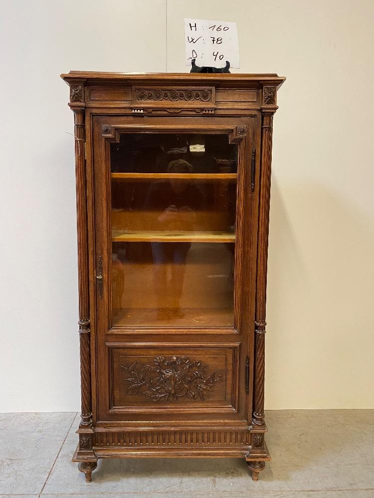 Display cabinet walnut 